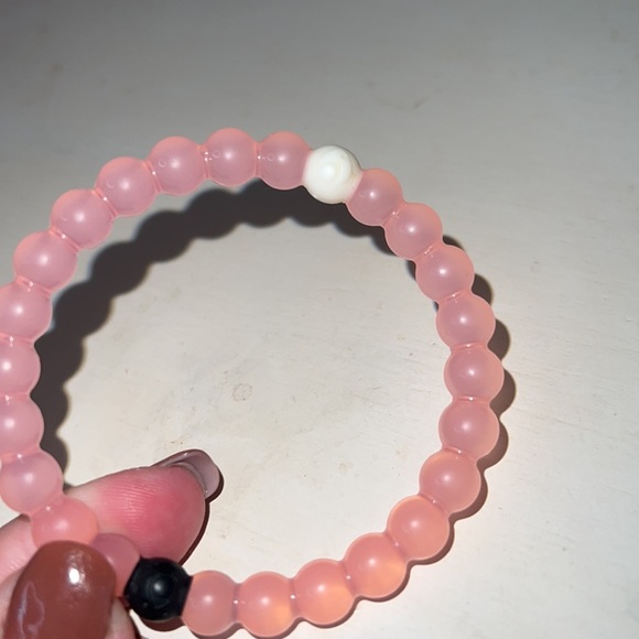 Lokai Pink Breast Cancer Awareness Bracelet - Picture 4 of 5
